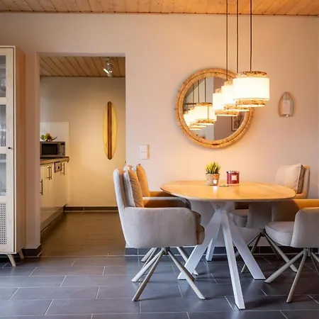 Appartamento Seestern Fuer Bis Zu 4 Personen - Haustiere Herzlich Willkommen, Direkt Am Hafen, Whirlpool, Kaminofen Greetsiel