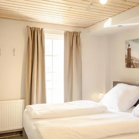 Apartmán Seestern Fuer Bis Zu 4 Personen - Haustiere Herzlich Willkommen, Direkt Am Hafen, Whirlpool, Kaminofen Greetsiel