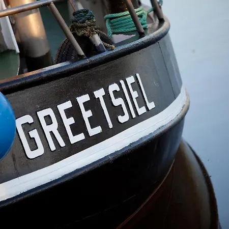 Seestern Fuer Bis Zu 4 Personen - Haustiere Herzlich Willkommen, Direkt Am Hafen, Whirlpool, Kaminofen Greetsiel
