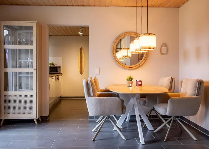 Appartement Seestern Fuer Bis Zu 4 Personen - Haustiere Herzlich Willkommen, Direkt Am Hafen, Whirlpool, Kaminofen Greetsiel