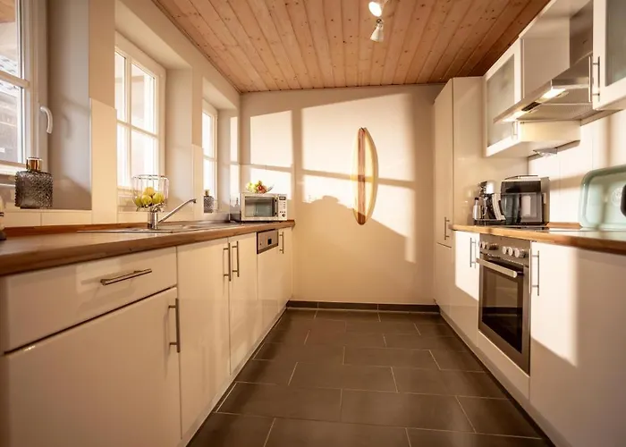 Appartement Seestern Fuer Bis Zu 4 Personen - Haustiere Herzlich Willkommen, Direkt Am Hafen, Whirlpool, Kaminofen